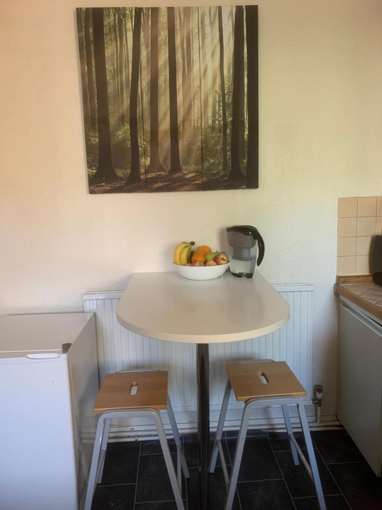 Central Location! Double Bedroom 2 Mins Walk From Battersea Power Underground Station! London Luaran gambar